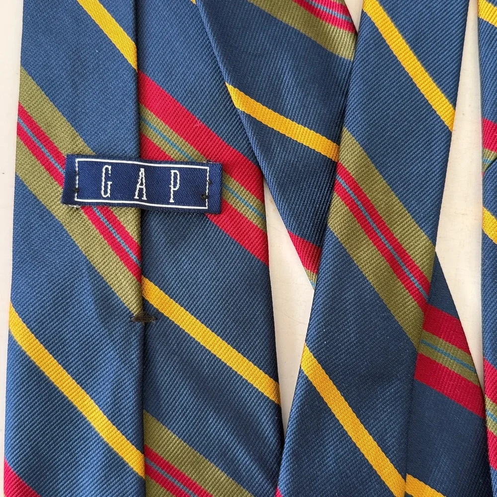 Vintage GAP Silk Navy Blue Striped Men's Tie - Made in USA
